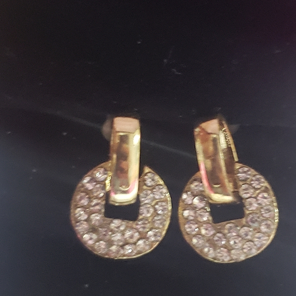 Earings - Picture 7 of 7